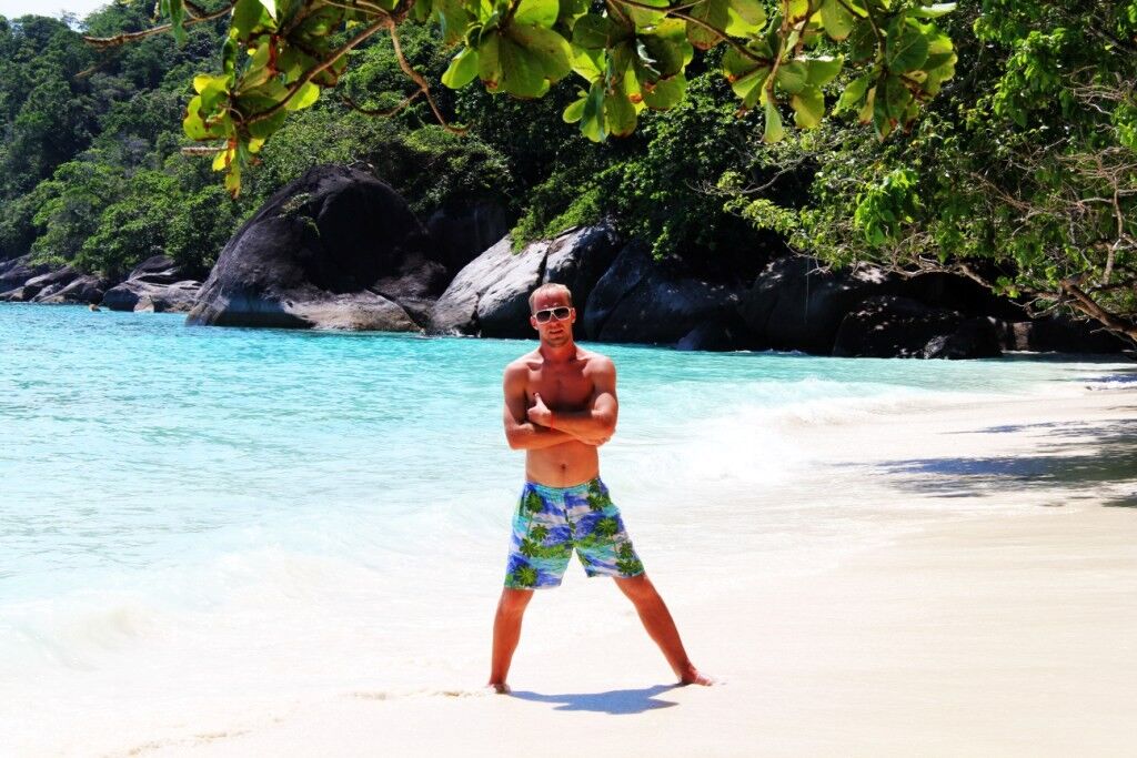   ,   Calume, 42 ,   ,   , c 
