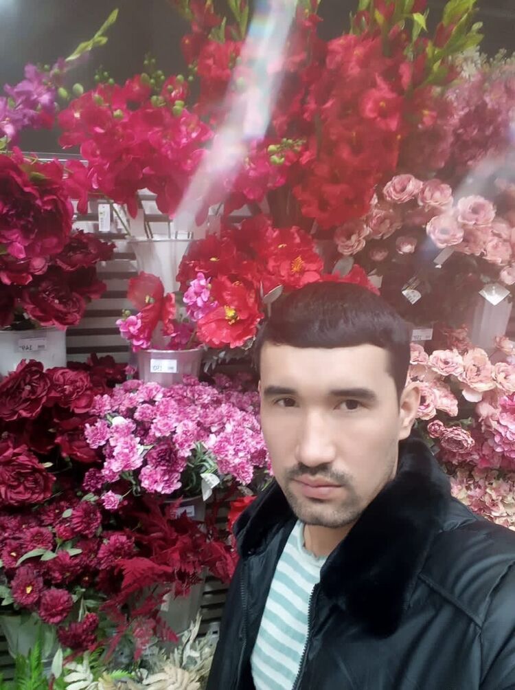  33416111  Bekbek, 37 ,    