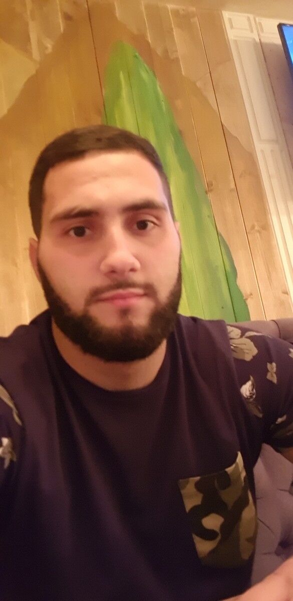  ,   Narek, 31 ,   ,   , c 