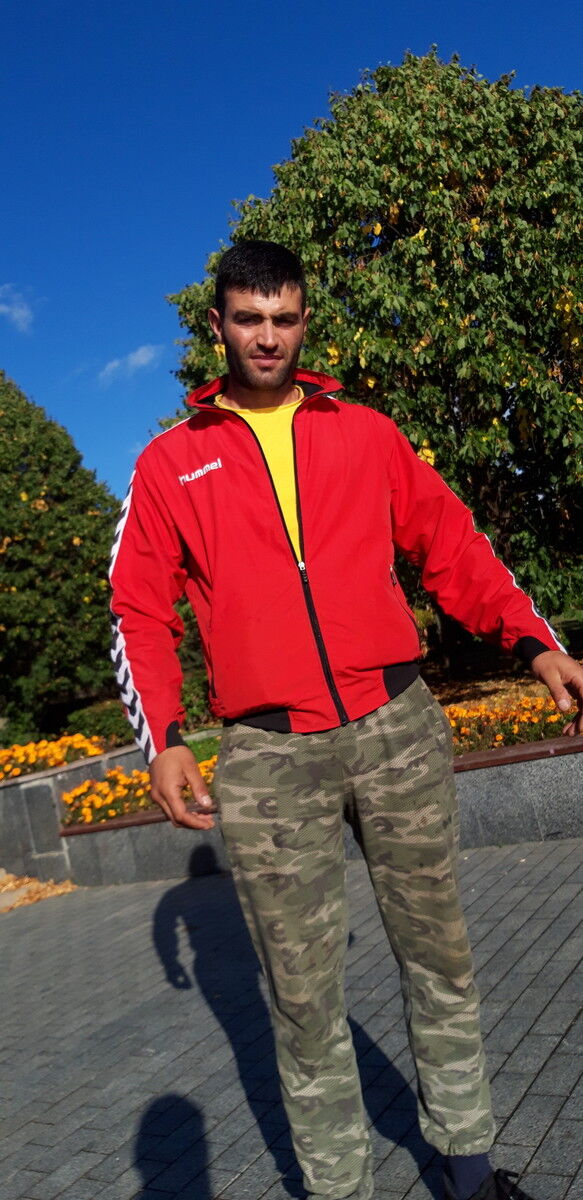  15649591  Ashod, 40 ,    