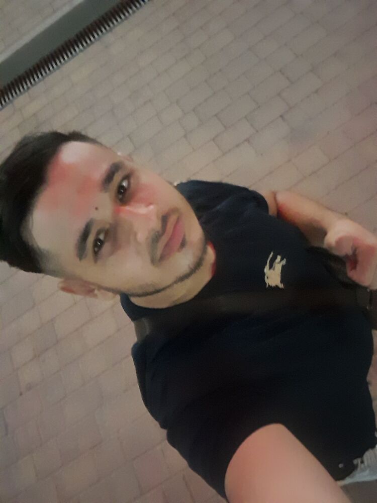  44035611  , 22 ,    --