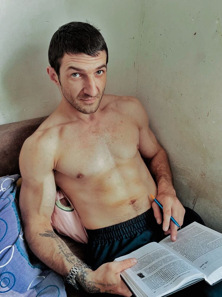  54663891  , 33 ,    -