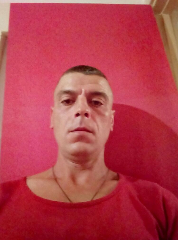  23683771  , 42 ,    