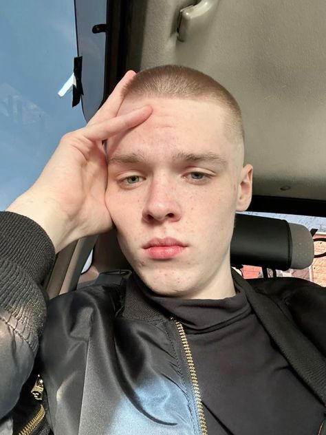 ���� 56127401 ����� ������, 22 ����, ���� ���������� � ������