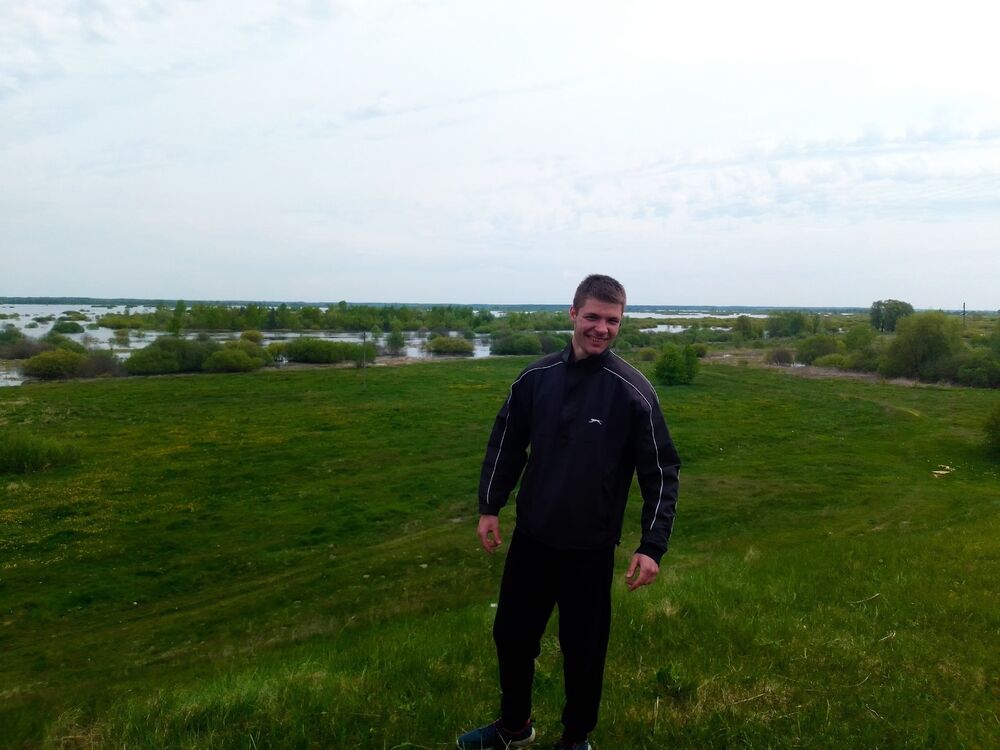  54463351  , 21 ,    Chaplin