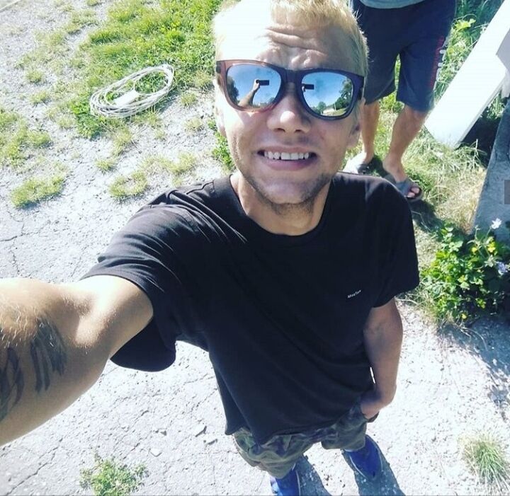  27357031  Aleksandr, 28 ,    