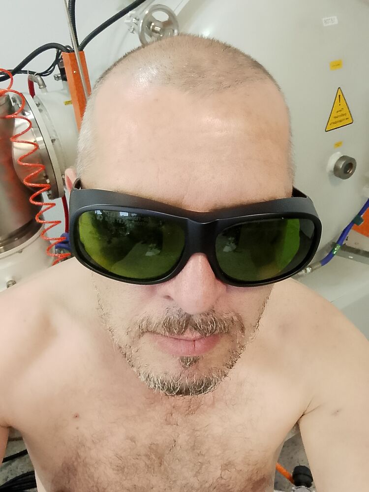  54701671  , 26 ,    -