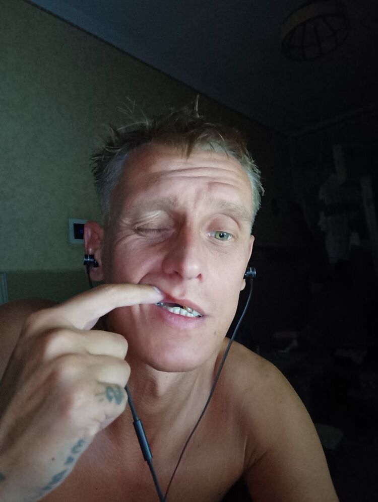  45300341  , 38 ,    