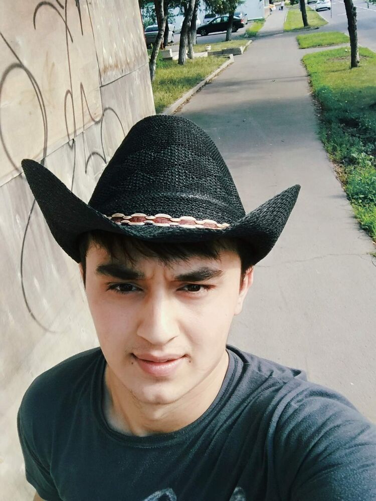  ,   Alik, 26 ,   ,   , c 
