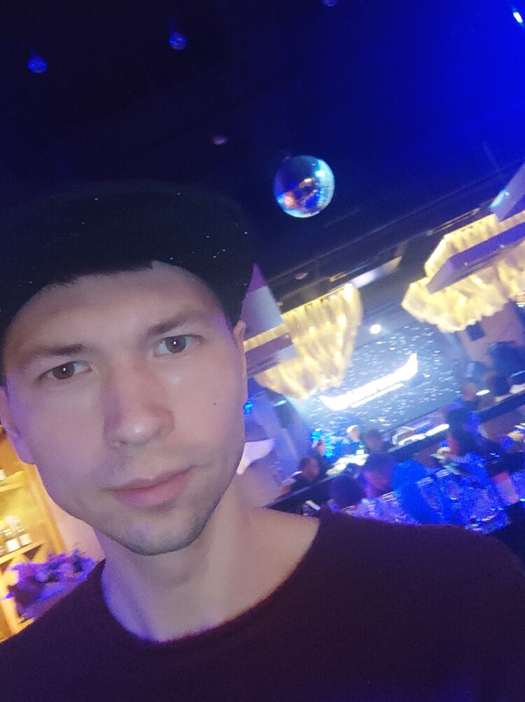  ,   Vladimir, 37 ,   , 