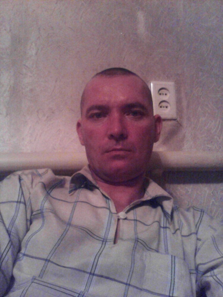  18773841  Pavel, 43 ,    