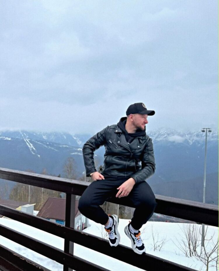  52588821  , 30 ,    -