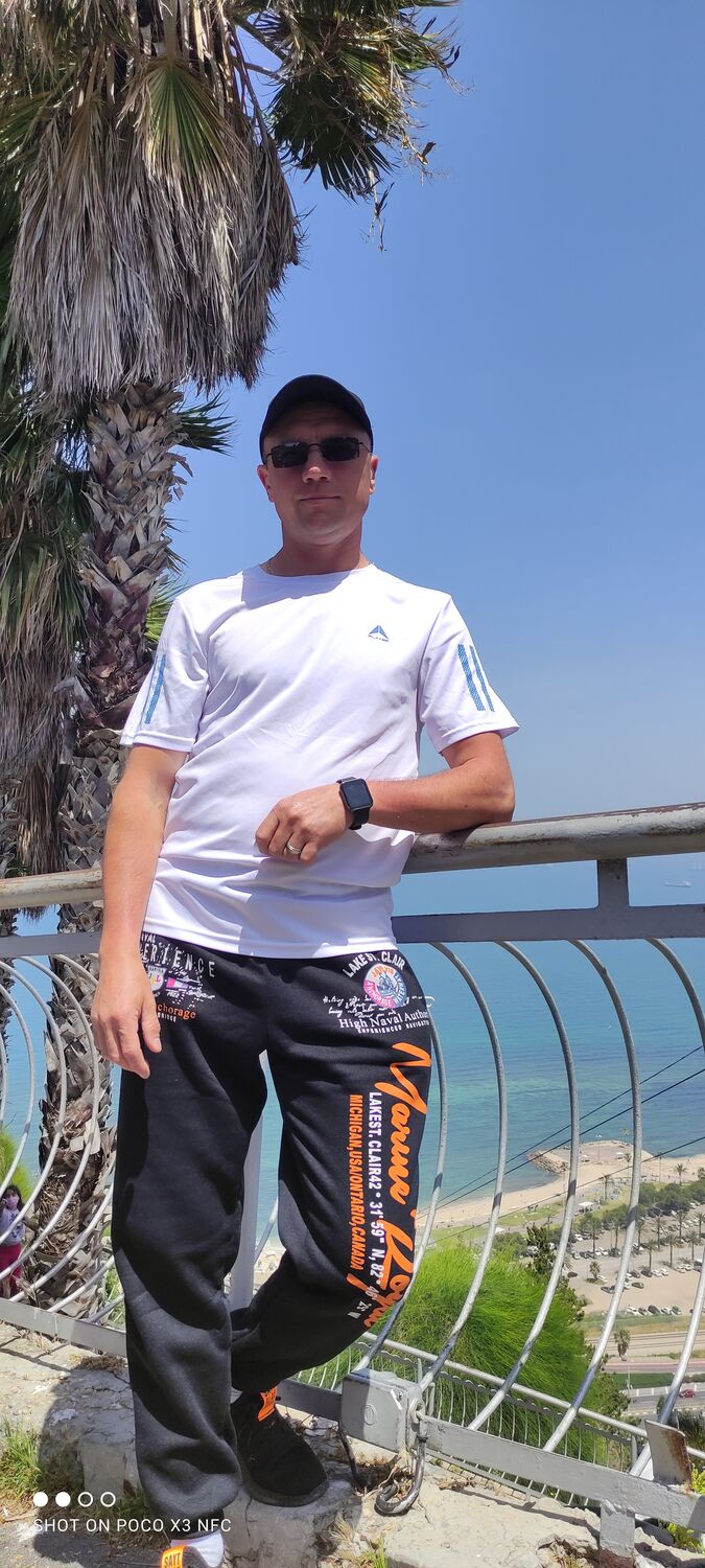  Ramat Gan,   , 42 ,     , c 