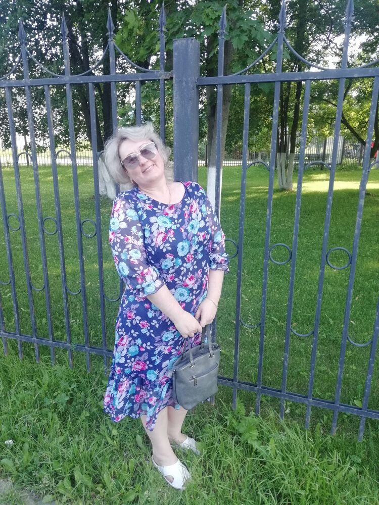  33493401  Tania, 53 ,    