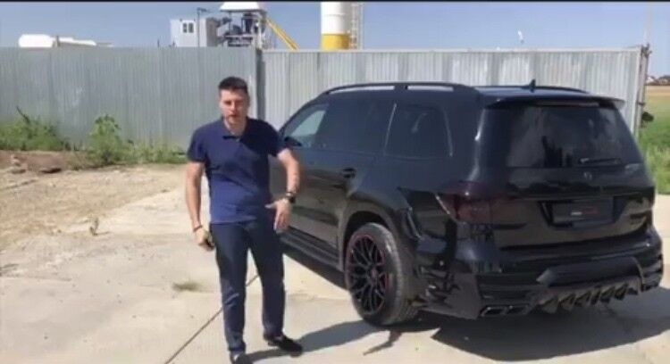  13787371  Oleksandr, 31 ,    
