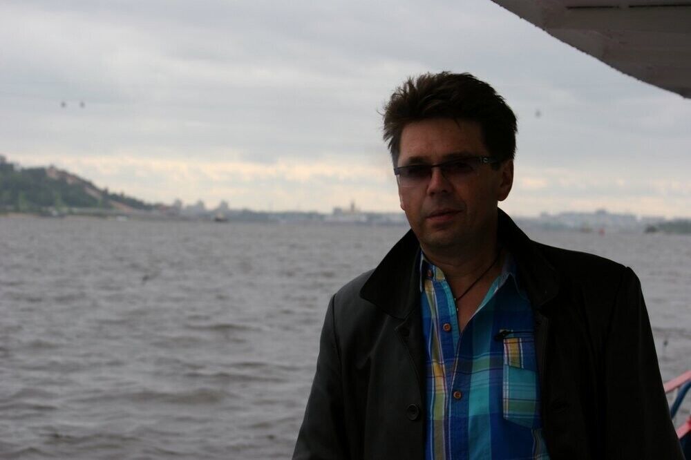  21948311  Leonid, 55 ,     