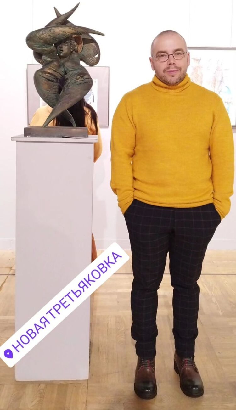  50244811  , 44 ,    