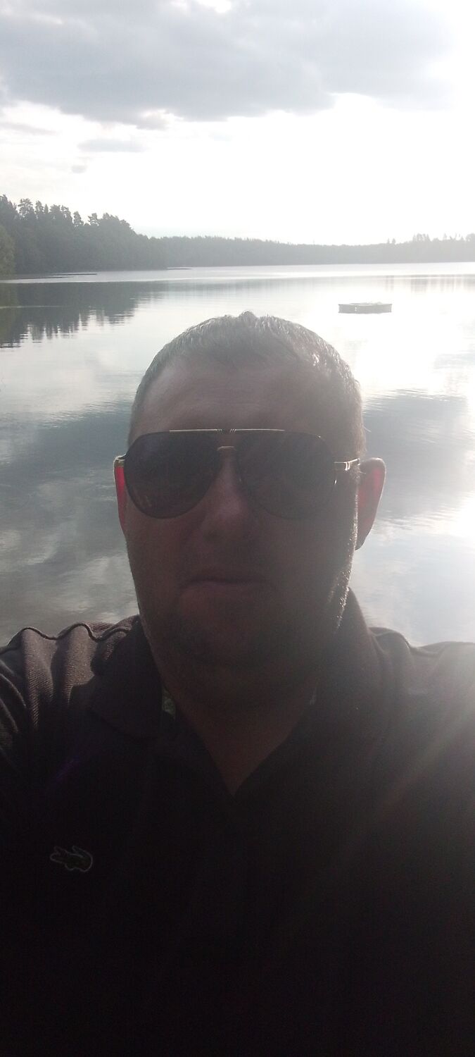  49546801  Denis, 43 ,    -