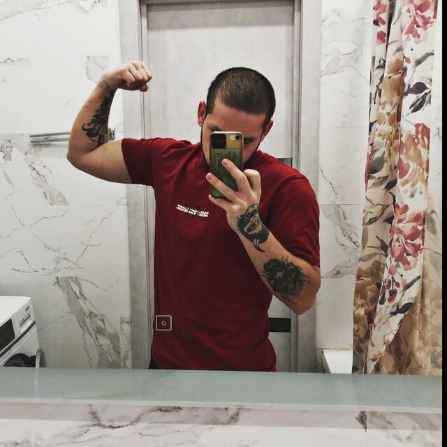  ,   Nik, 22 ,   ,   