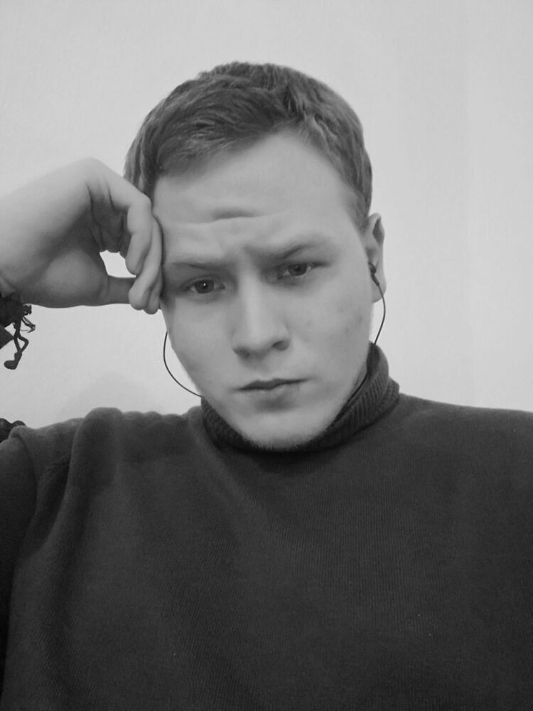  ,   Alexander, 25 ,   ,   
