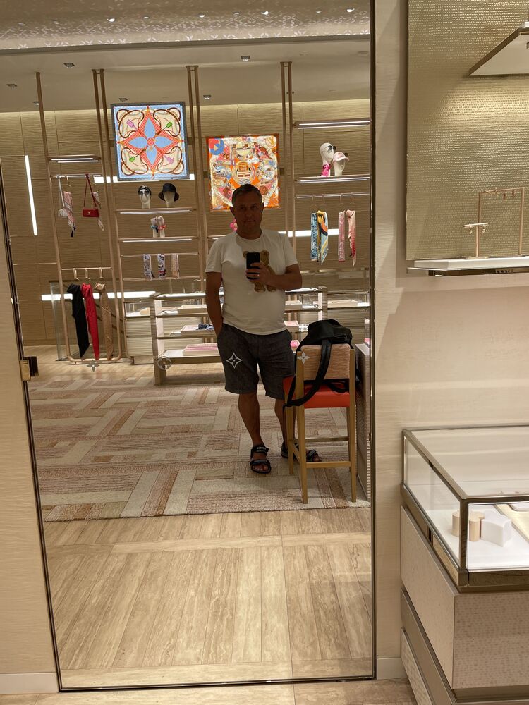  51111561  Sergey, 99 ,    