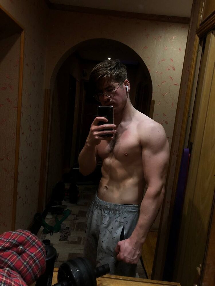  44624901  , 28 ,    -