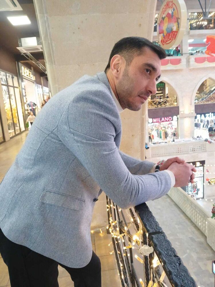  ,   Samir, 40 ,   ,   