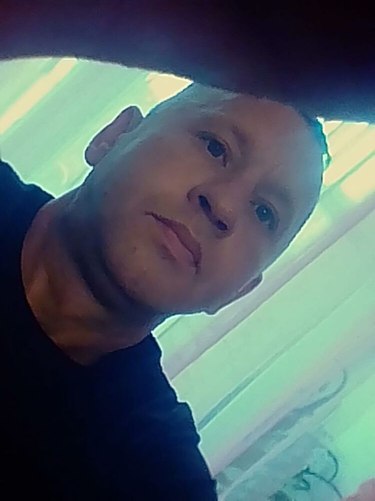 28163731  , 47 ,    