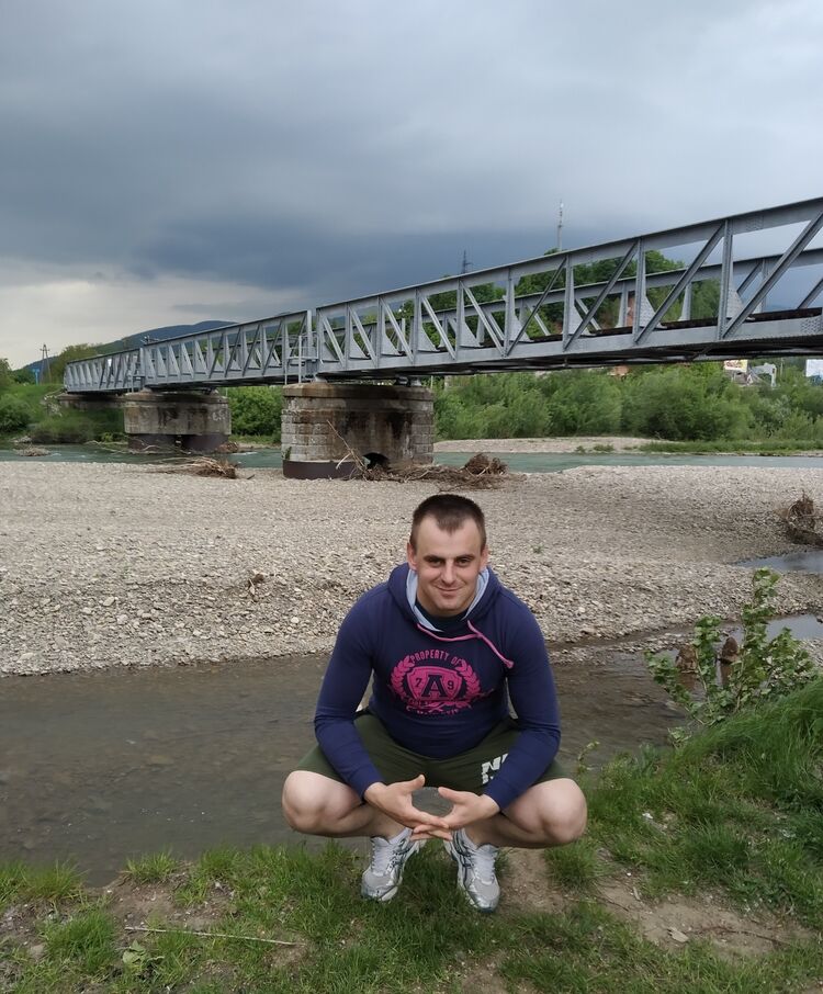  36812241  , 30 ,    