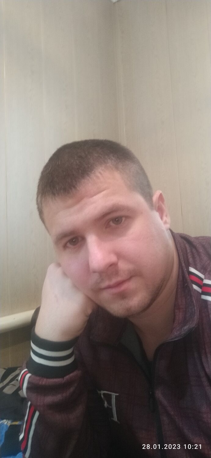  ,   Pavel, 27 ,   ,   