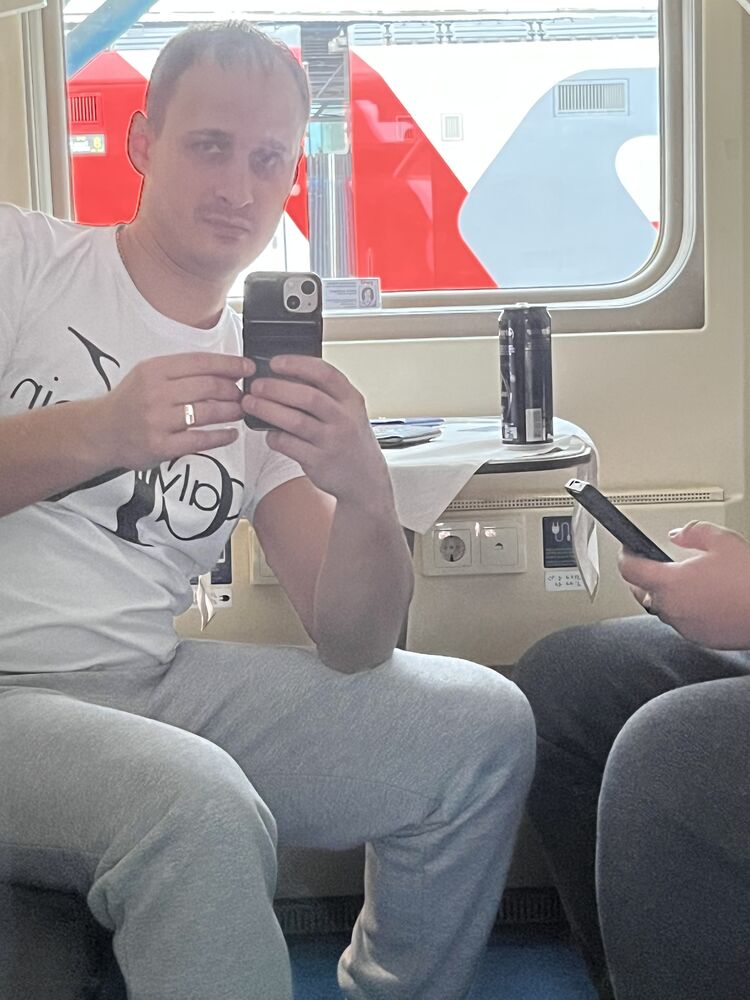  49334541  , 38 ,    
