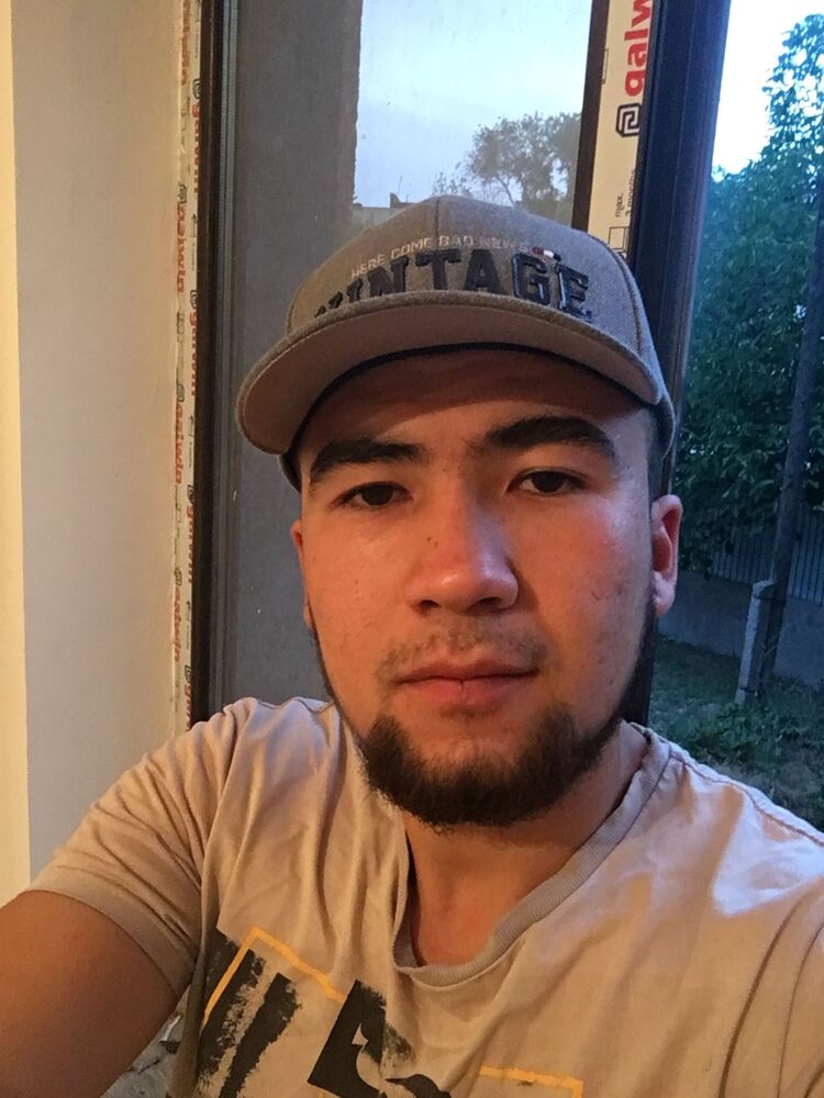  ,   Bek, 24 ,   ,   , c , 