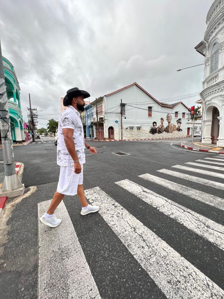  54149271  Haider, 29 ,    Phuket