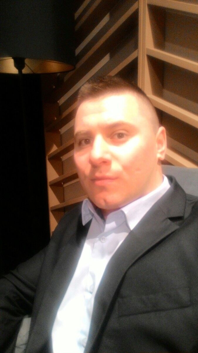  ,   Dani, 32 ,  