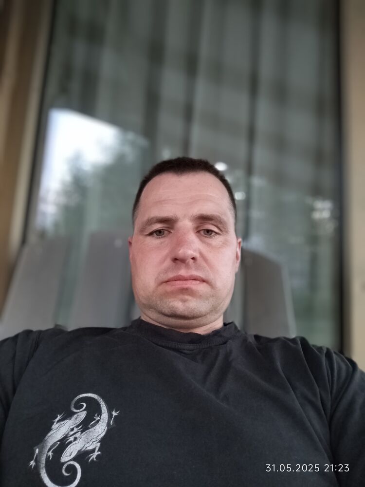  ,   Dima, 44 ,   ,   , c , 