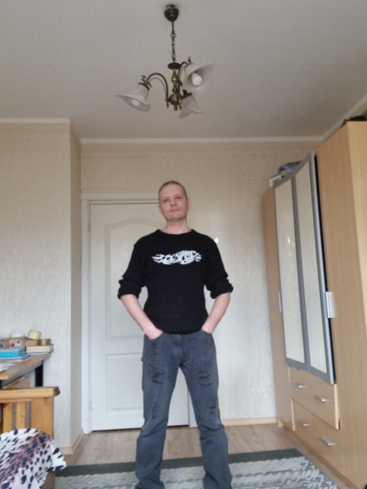  50321411  Alex, 45 ,    