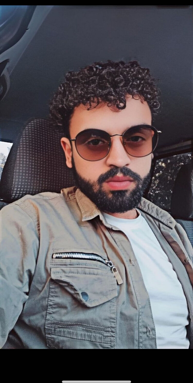  ,   Amir, 26 ,   ,   