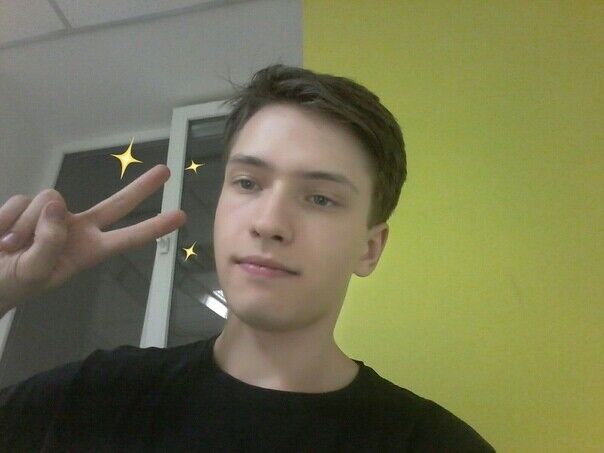  22252901  Alex, 27 ,    