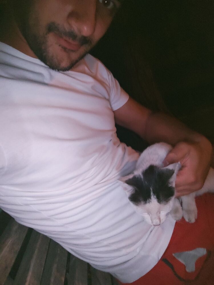  ,   Ashot, 30 ,  