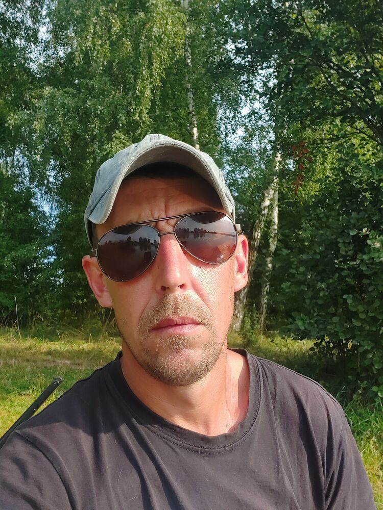  36443941  , 42 ,    