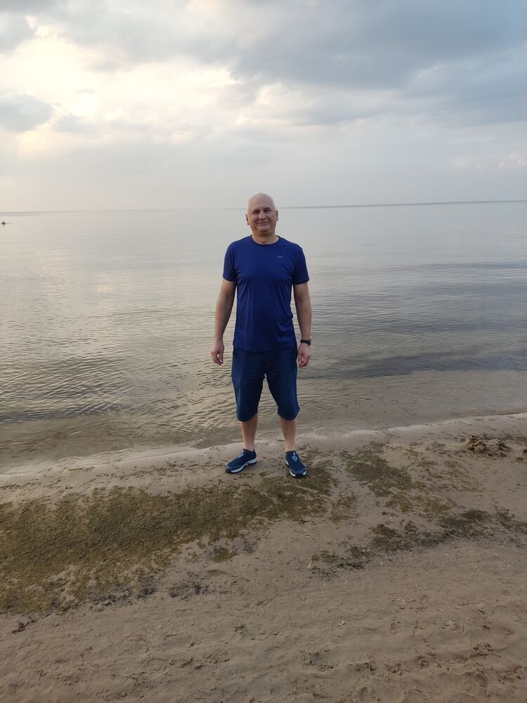  37936091  Sergejs, 61 ,    
