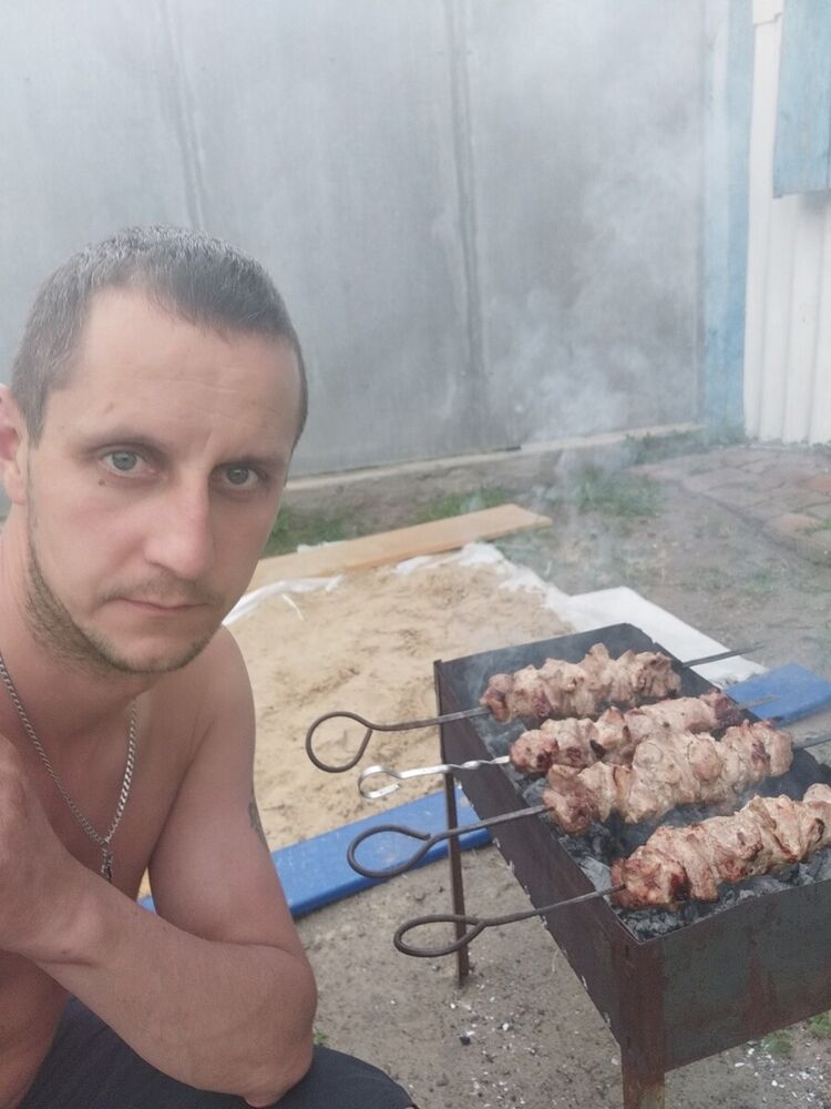  22064971  , 41 ,    