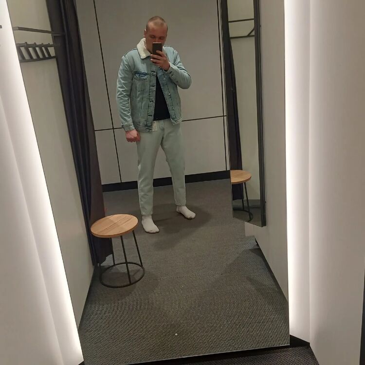  31331381  , 23 ,    