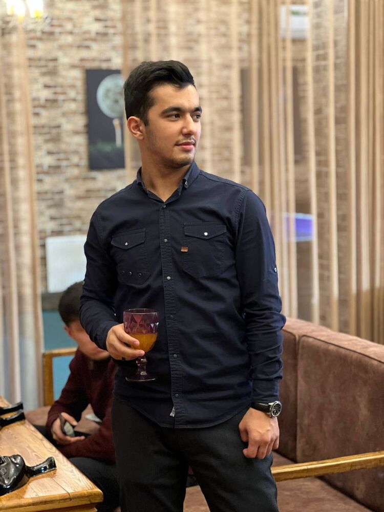  54743821  Muhamedjanov, 22 ,    