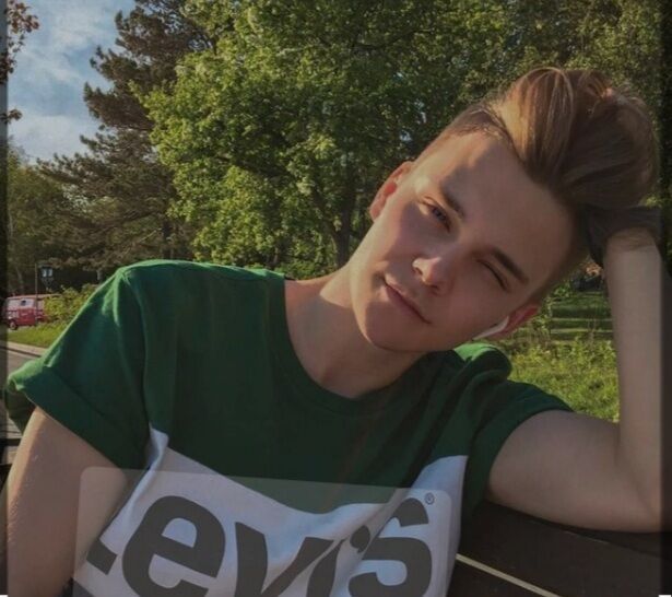  ,   , 28 ,   ,   