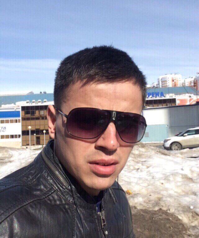  28699601  Den, 42 ,    