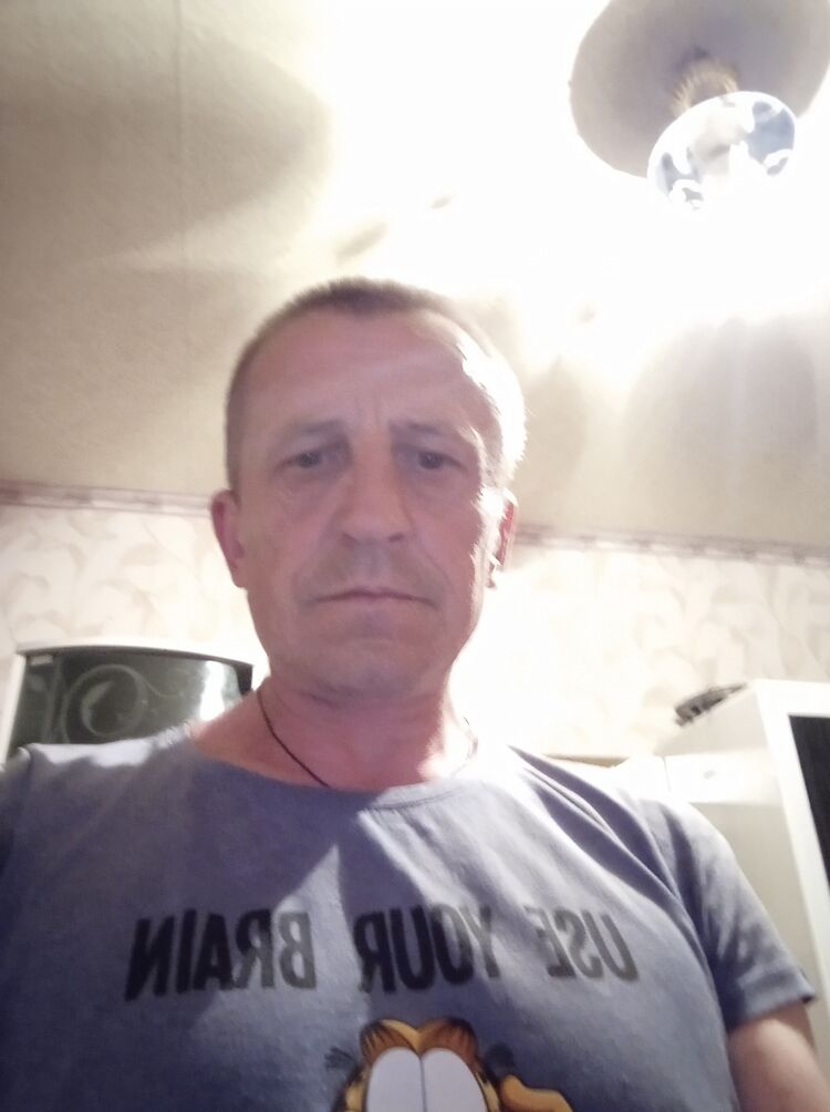  38523121  , 49 ,    
