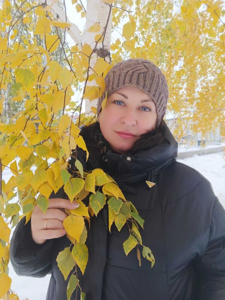  ,   atyana, 42 ,   ,   