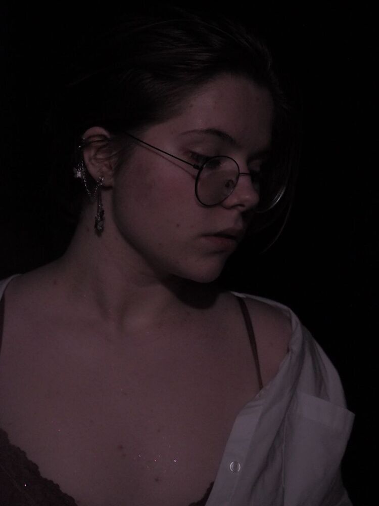 ���� 25683891 ������� ��������, 22 ����, ���� ���������� � ������