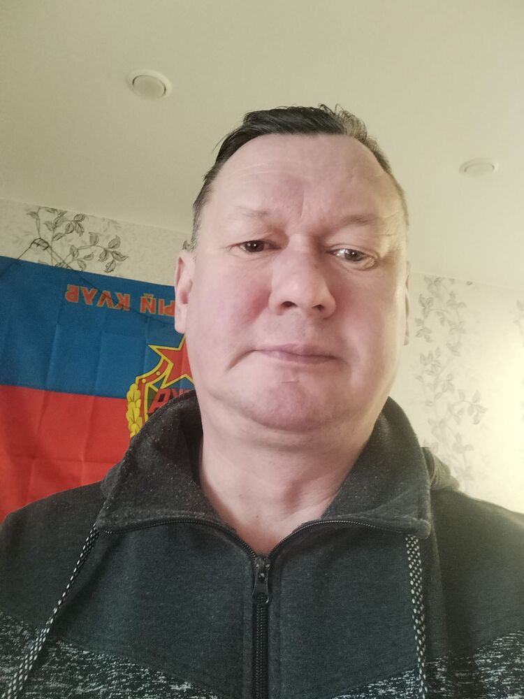  48211801  , 44 ,    